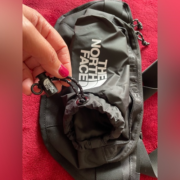 The North Face - Fanny Pack - Picture 3 of 13